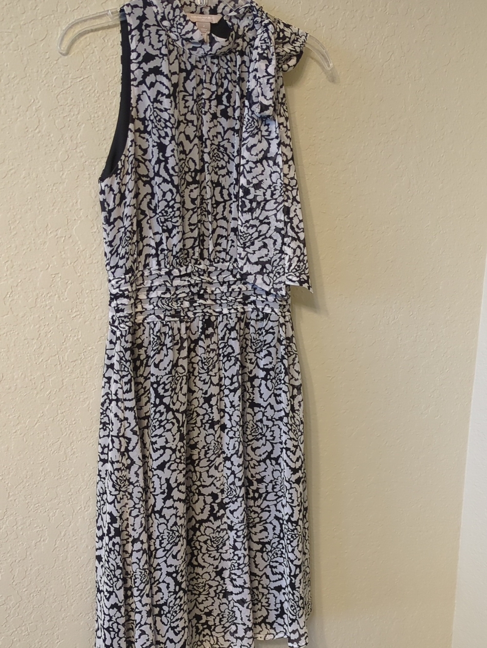 Sleeveless Black & White Floral Tie-Neck Dress